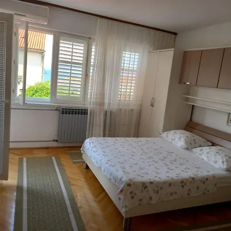 Apartment Giardino Makarska Exterior foto