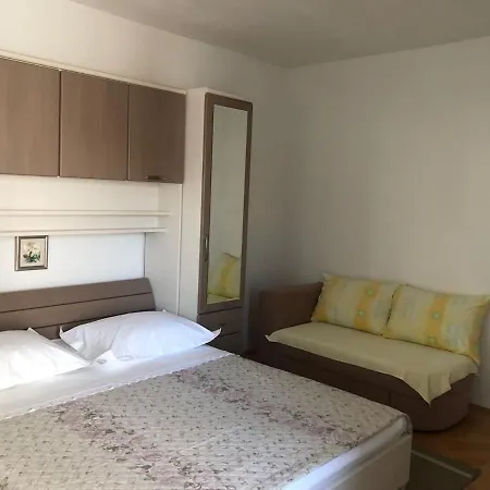Apartment Giardino Makarska Exterior foto